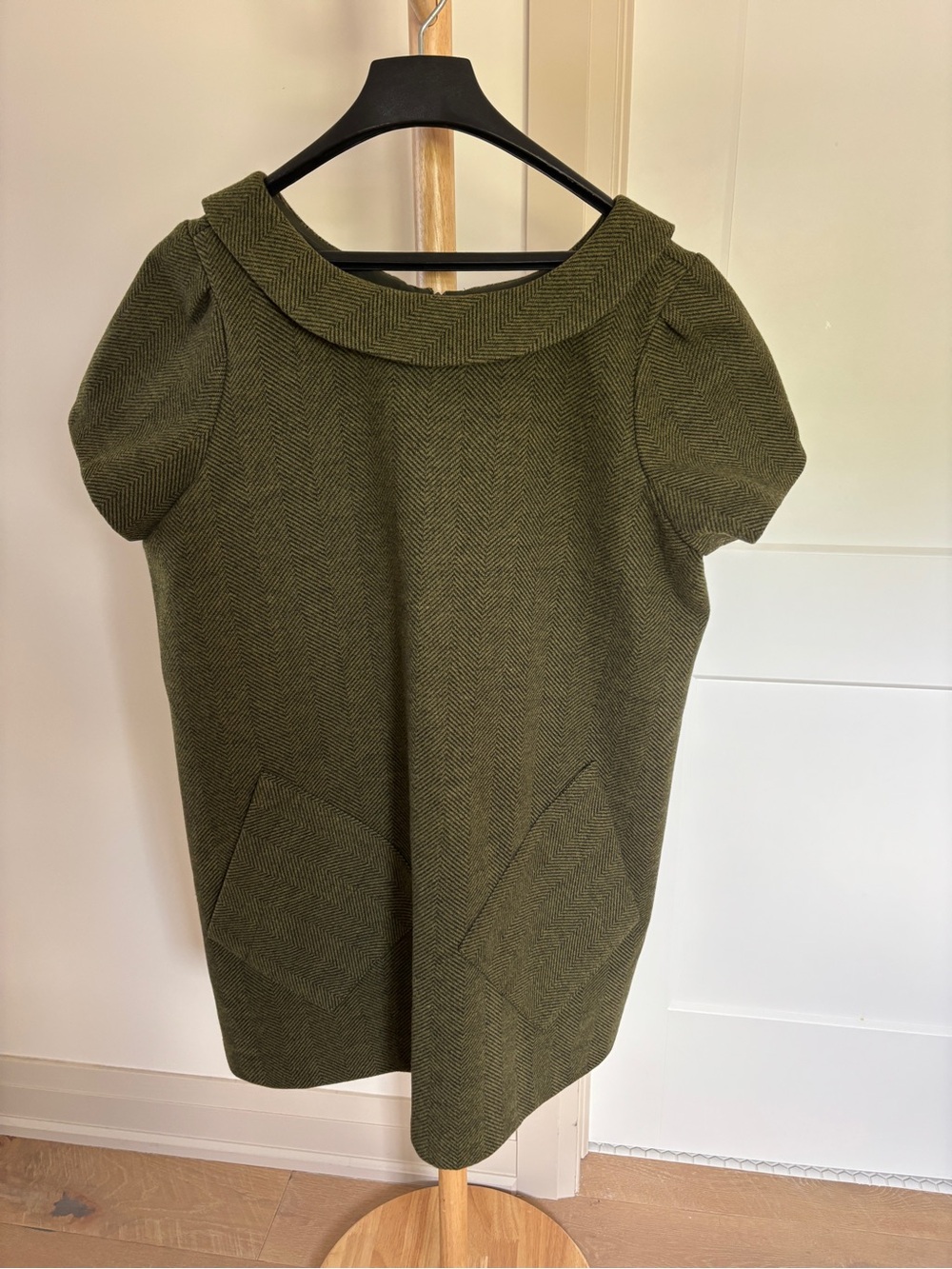 Olive Green Tweed Short Sleeve Shift Dress